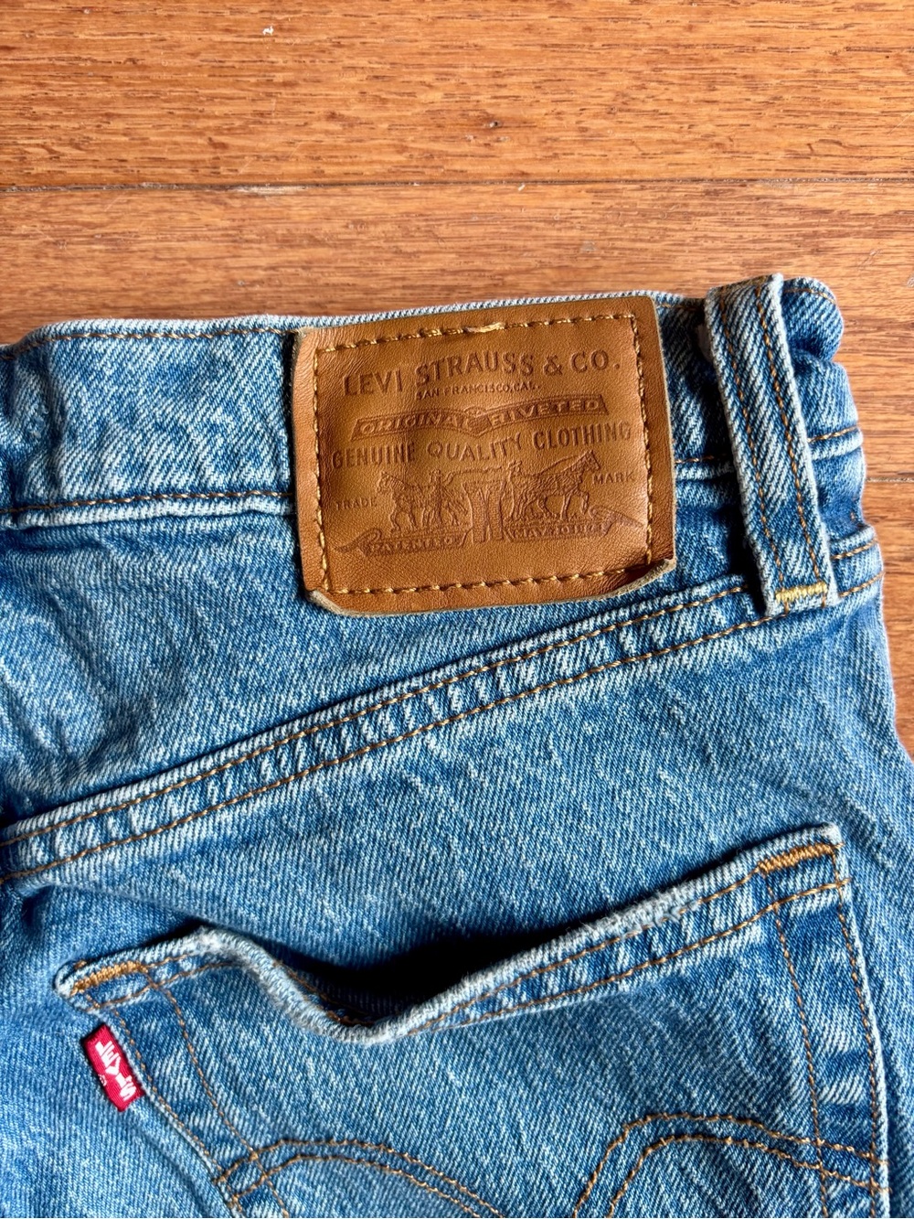 LEVIS Ribcage Straight-Leg Ankle 27” - Picture 6 of 9